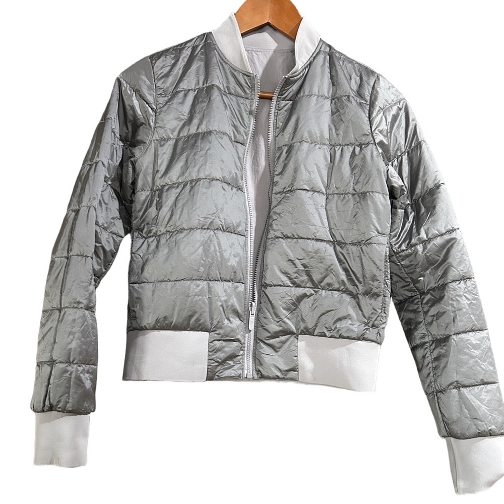 Lululemon Non-Stop Bomber *Reversible Size 4 - Picture 5 of 12
